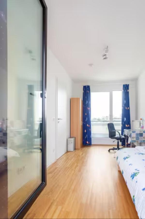 Privatzimmer Mit Balkon-Richtung Messe Hannover Exteriér fotografie